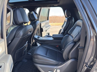 2025 Lincoln Navigator L Reserve