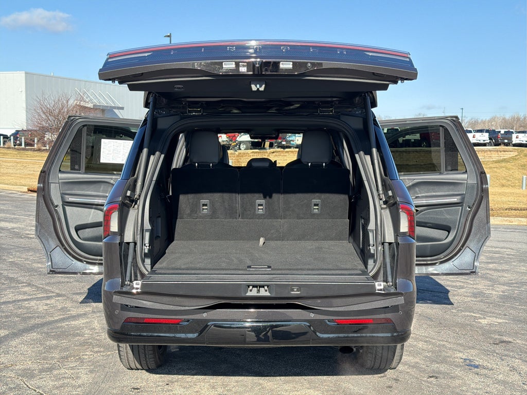 2025 Lincoln Navigator L Reserve