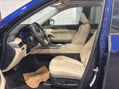 2024 INFINITI QX60 LUXE