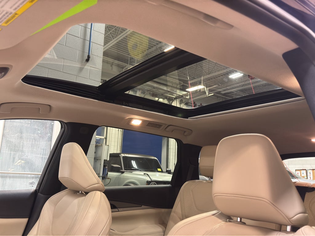 2024 INFINITI QX60 LUXE