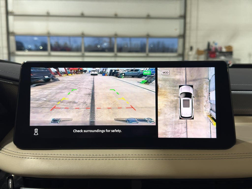 2024 INFINITI QX60 LUXE