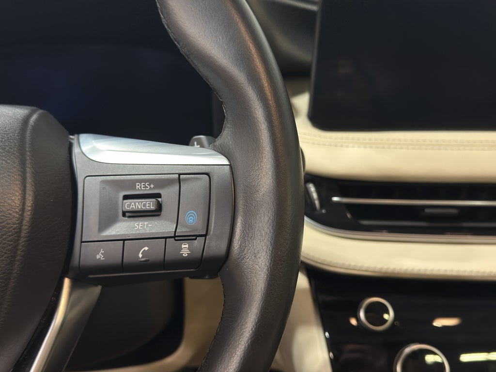 2024 INFINITI QX60 LUXE