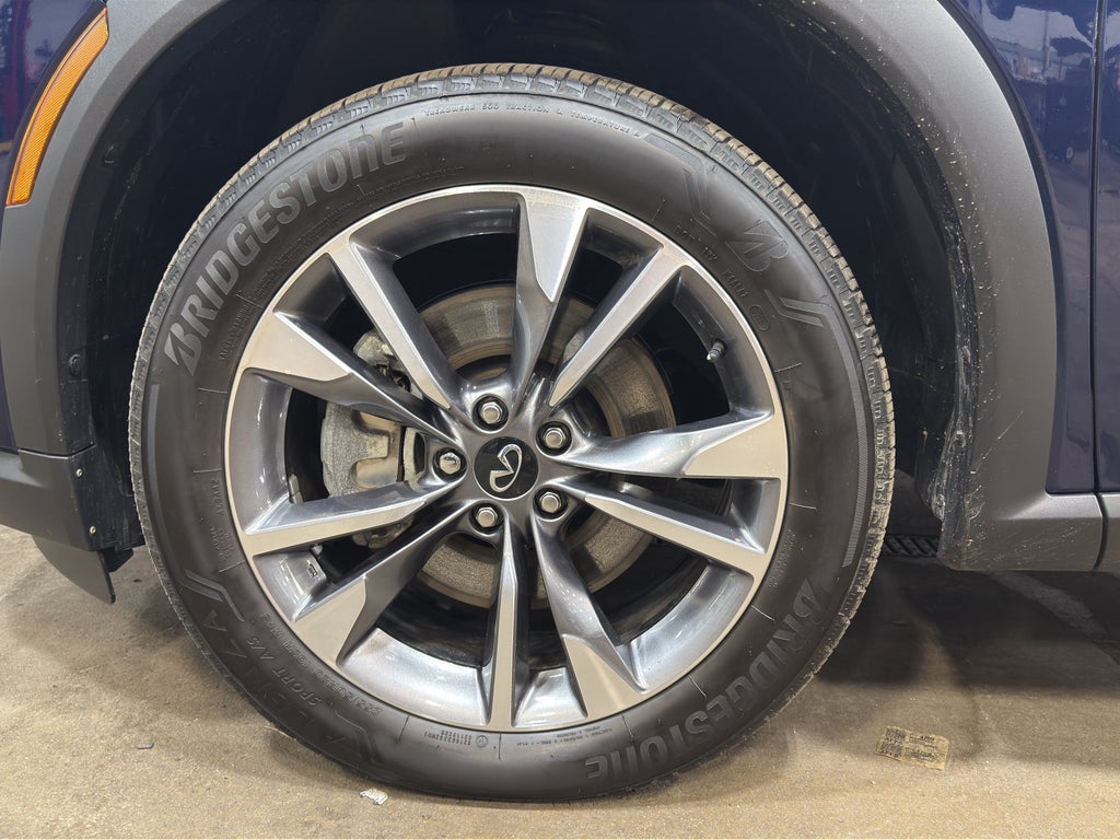 2024 INFINITI QX60 LUXE