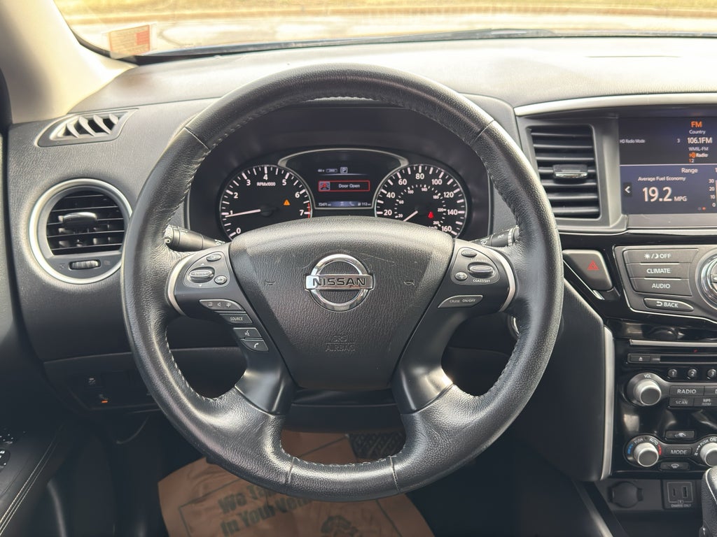 2019 Nissan Pathfinder SV