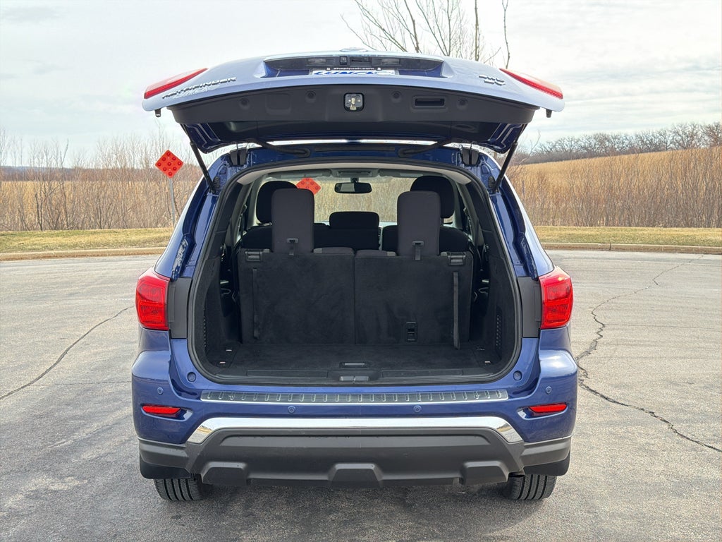 2019 Nissan Pathfinder SV