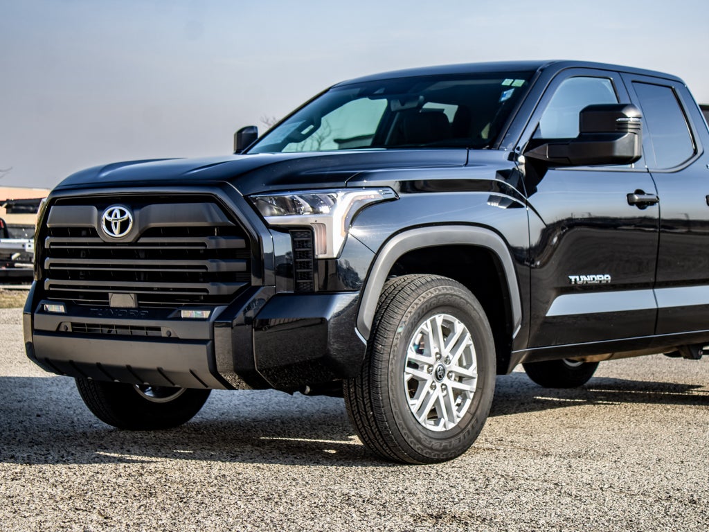 2023 Toyota Tundra 4WD SR5