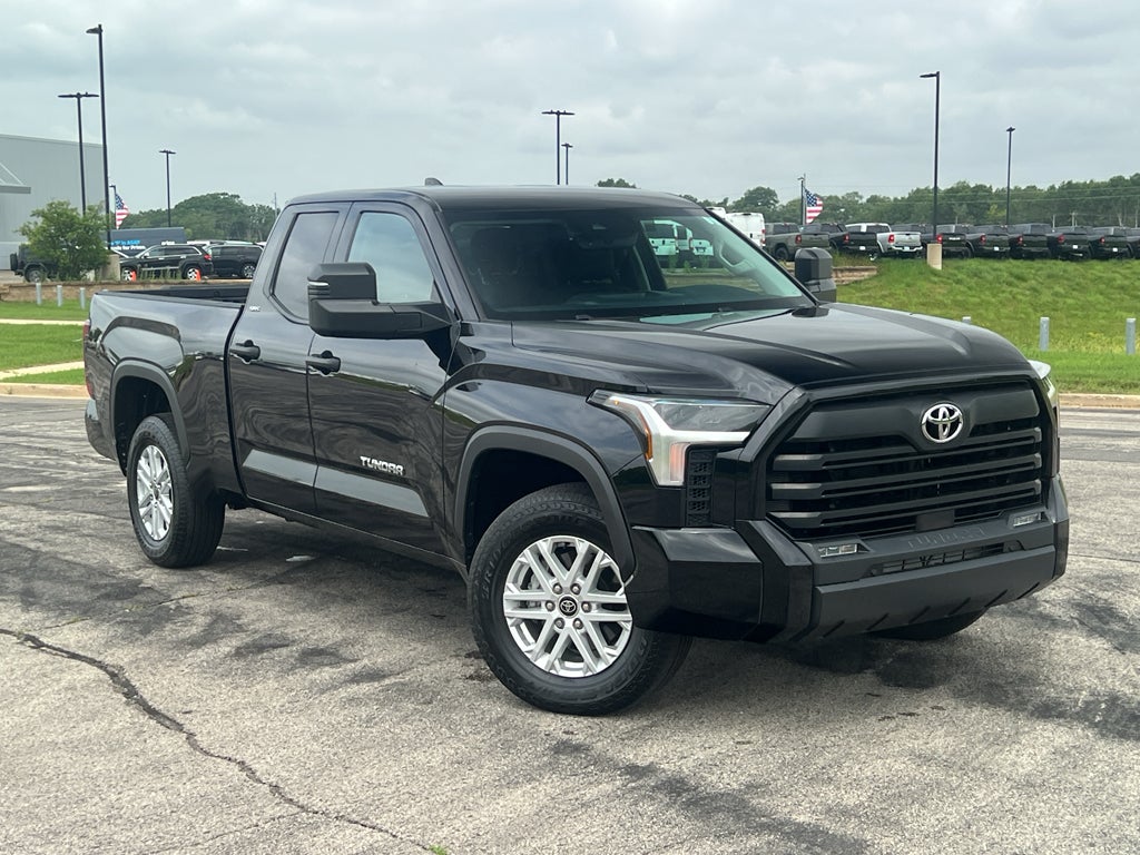 2023 Toyota Tundra 4WD SR5