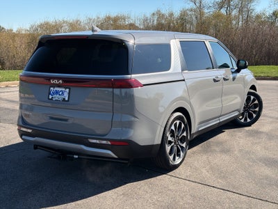 2024 Kia Carnival EX