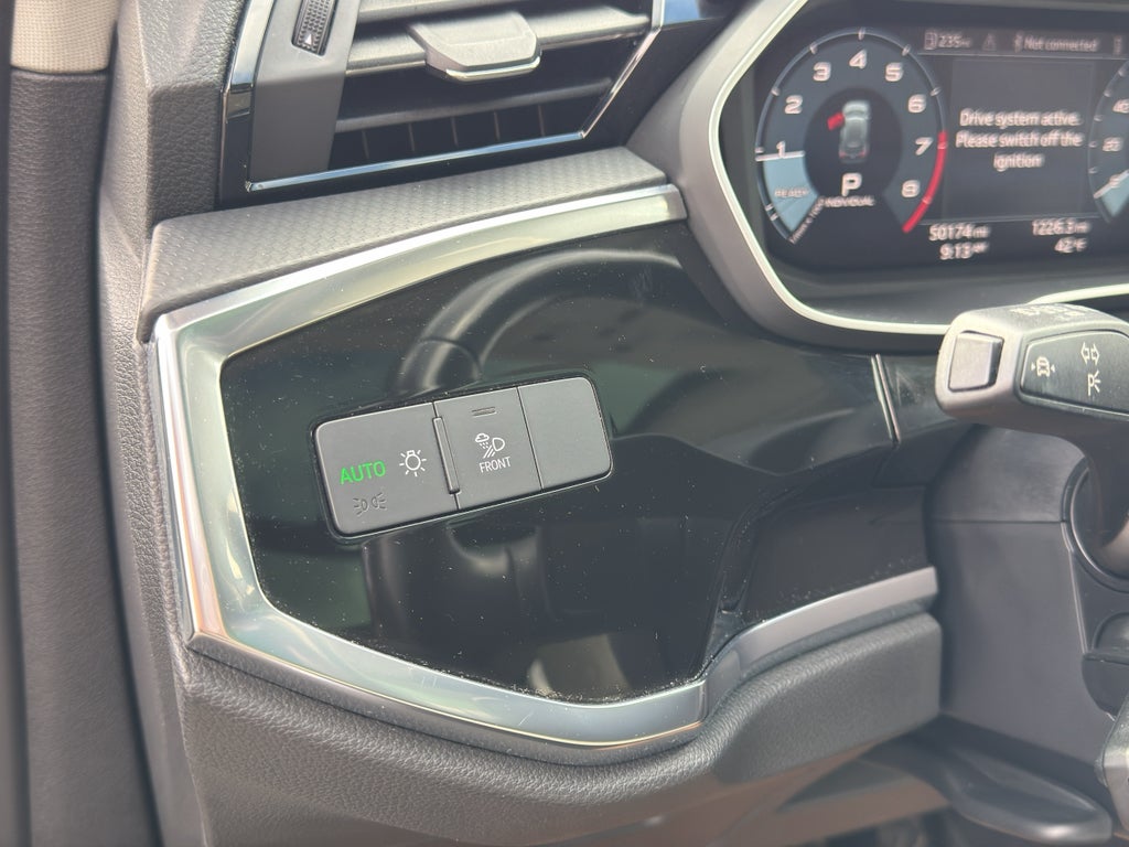 2024 Audi Q3 S line Premium