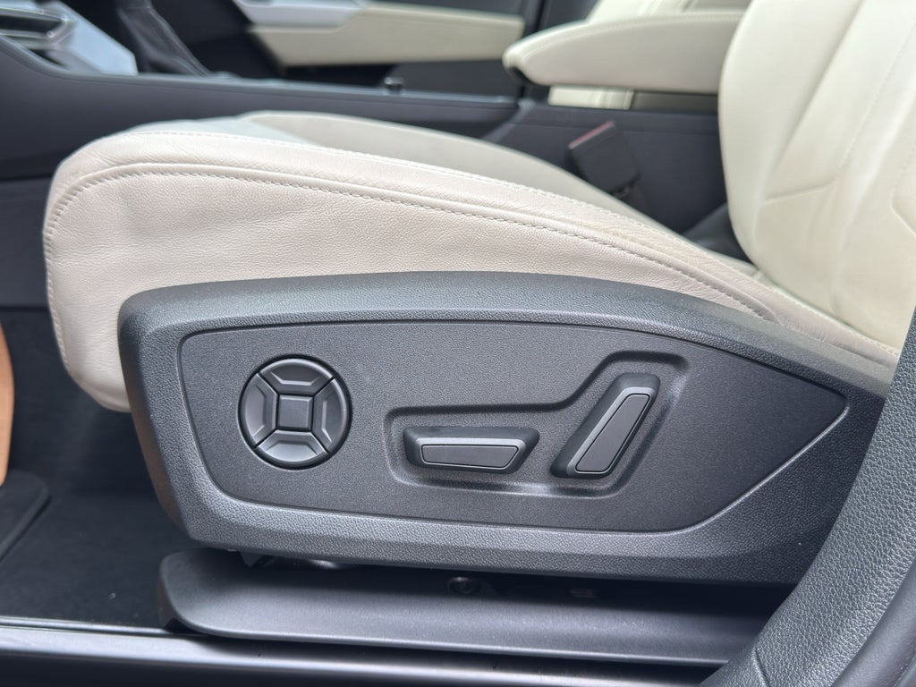 2024 Audi Q3 S line Premium