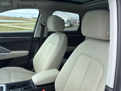 2024 Audi Q3 S line Premium