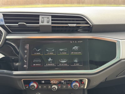 2024 Audi Q3 S line Premium