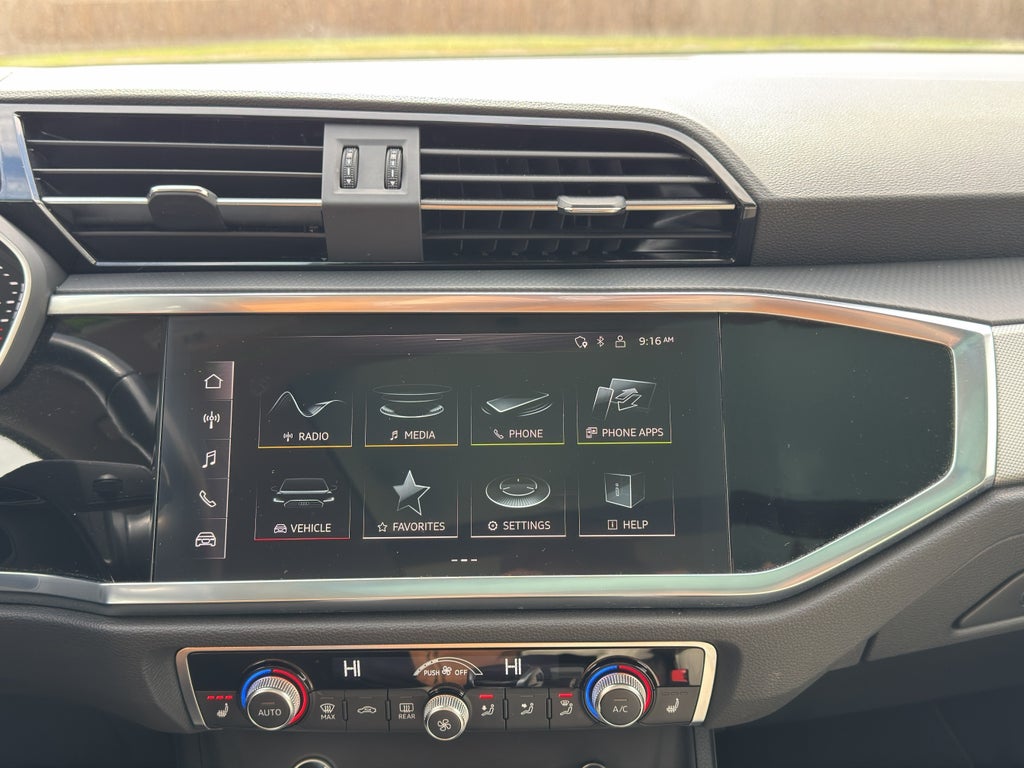 2024 Audi Q3 S line Premium