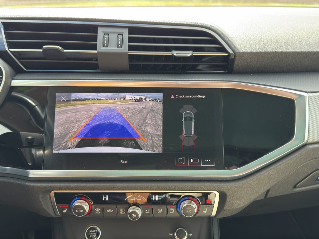 2024 Audi Q3 S line Premium