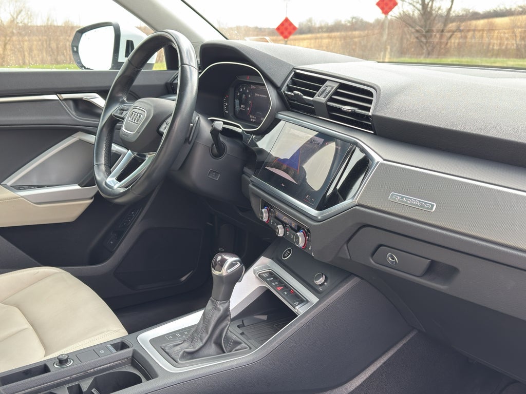 2024 Audi Q3 S line Premium