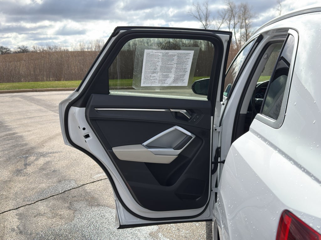 2024 Audi Q3 S line Premium