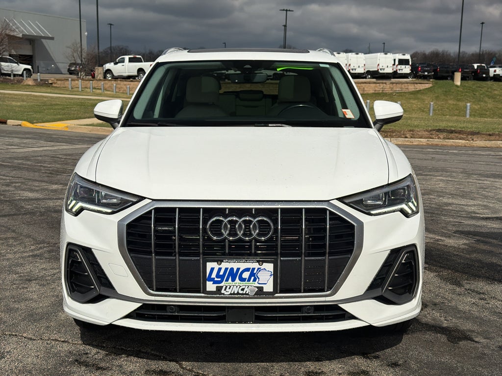 2024 Audi Q3 S line Premium