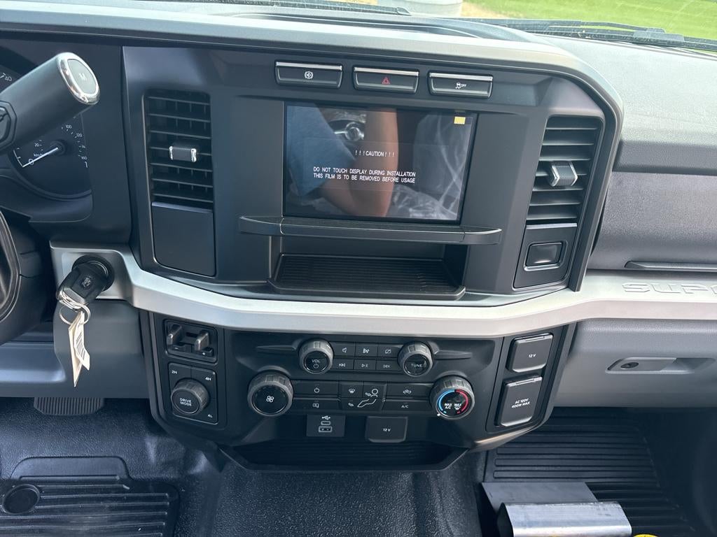 2024 Ford F-550 F Series Super Duty w/ Century 10S Carrier