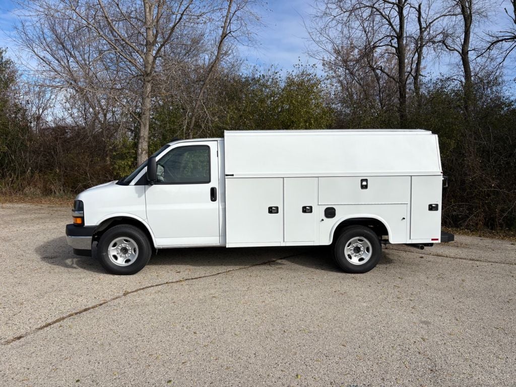 2025 Chevrolet Express 3500 11' Knapheide KUV Body
