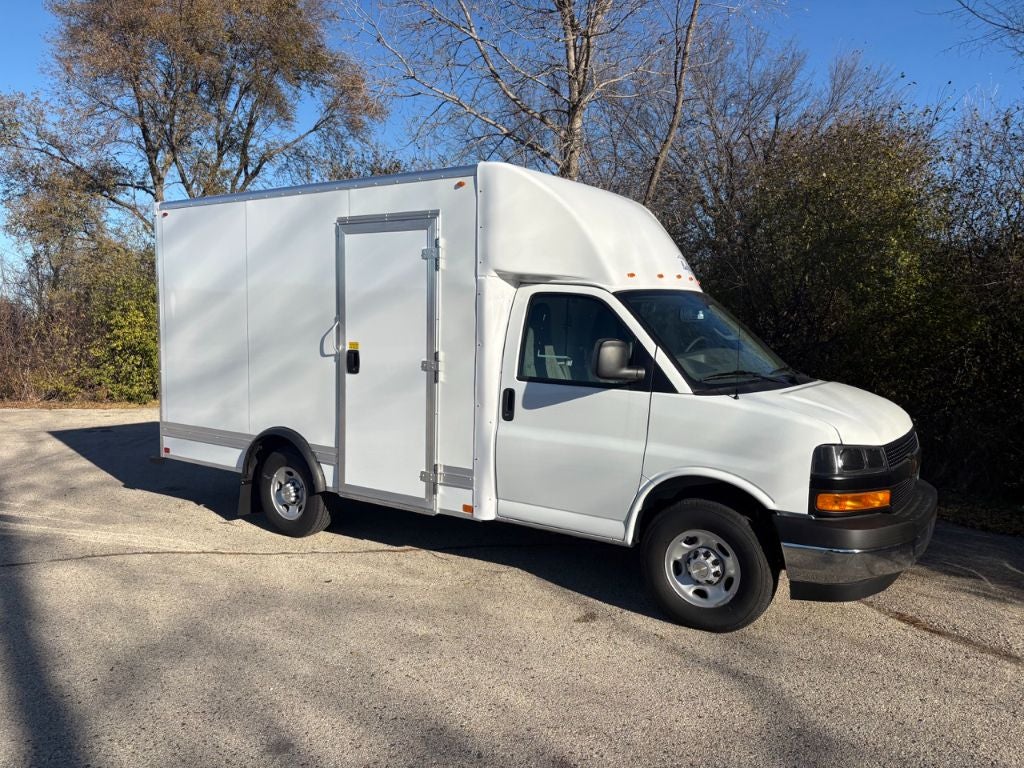 2025 Chevrolet Express 3500 12' Bay Bridge Van Body
