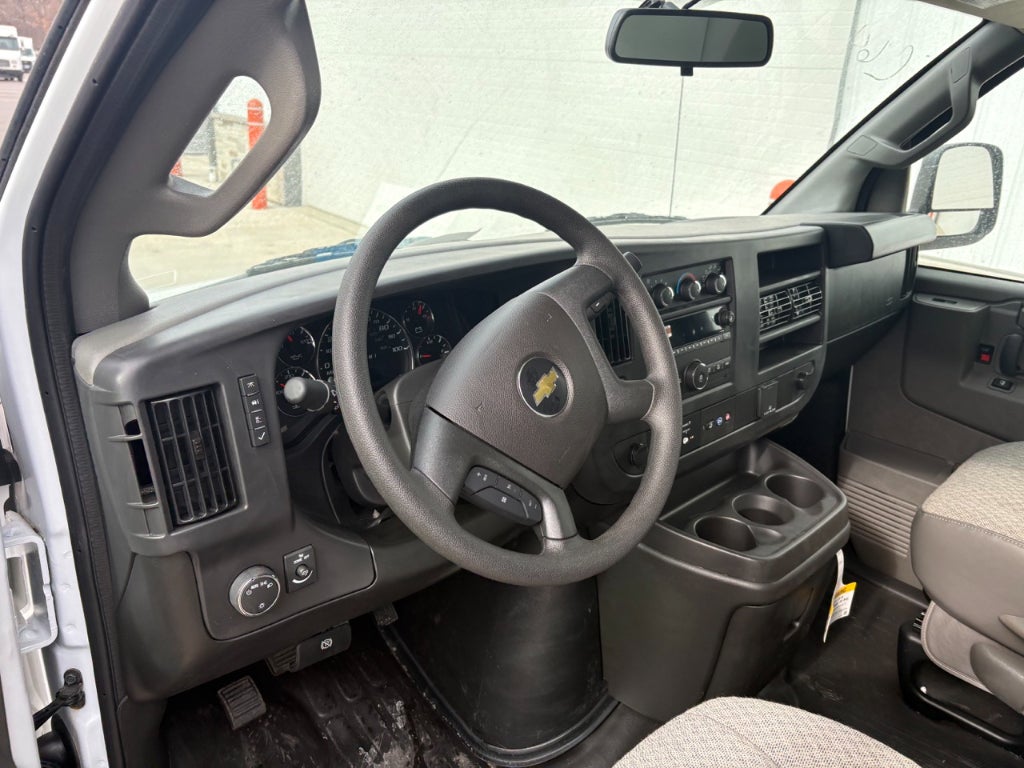 2025 Chevrolet Express 3500 11' Monroe CSV Body
