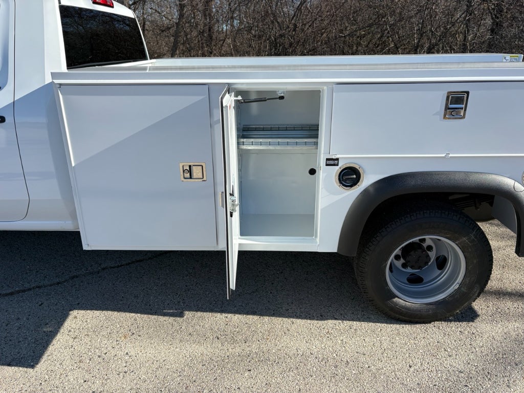 2026 Chevrolet Silverado 3500 11' Monroe Service Body