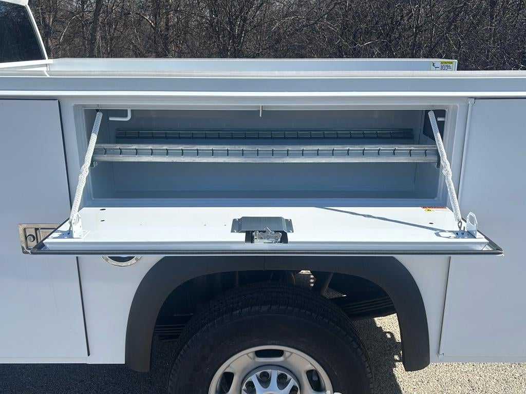 2025 Chevrolet Silverado 2500 8' Monroe Service Body