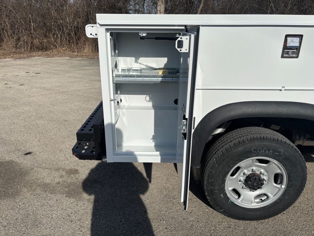 2025 Chevrolet Silverado 2500 8' Monroe Service Body