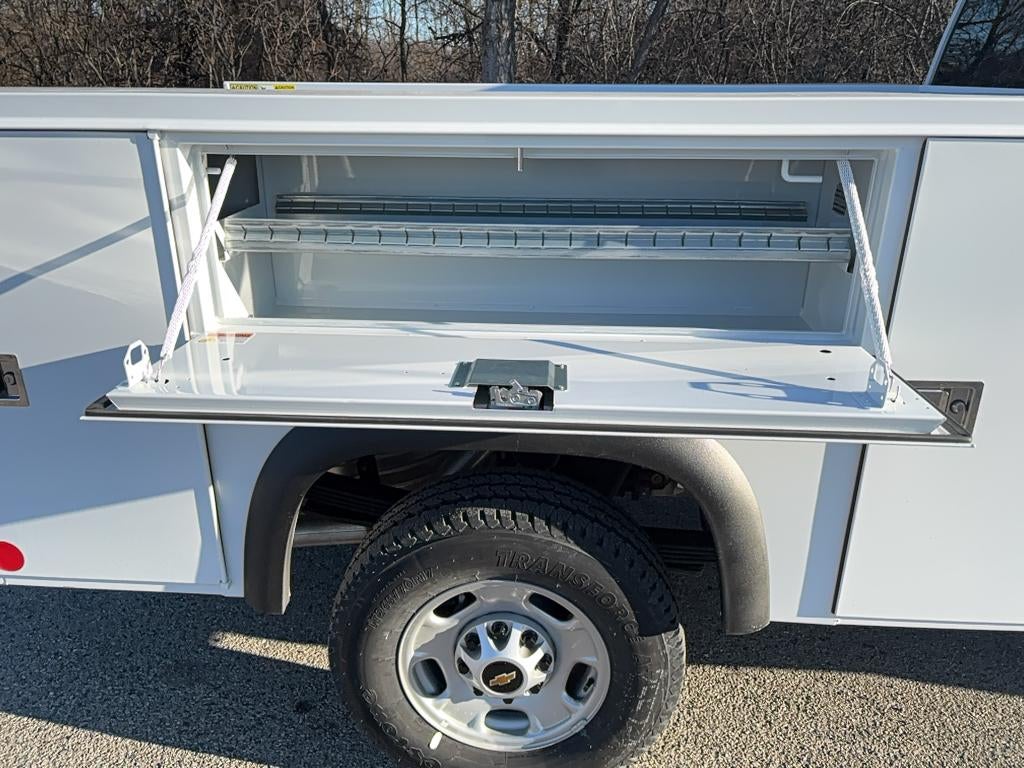 2025 Chevrolet Silverado 2500 8' Monroe Service Body