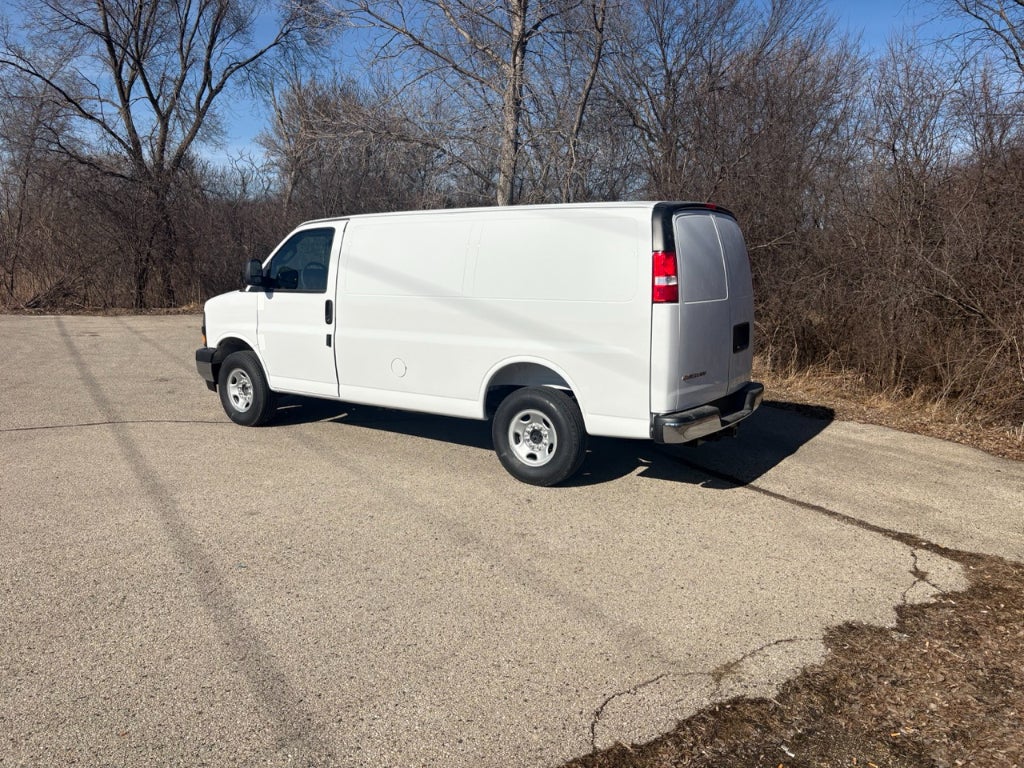 2026 Chevrolet Express 2500 Cargo Van