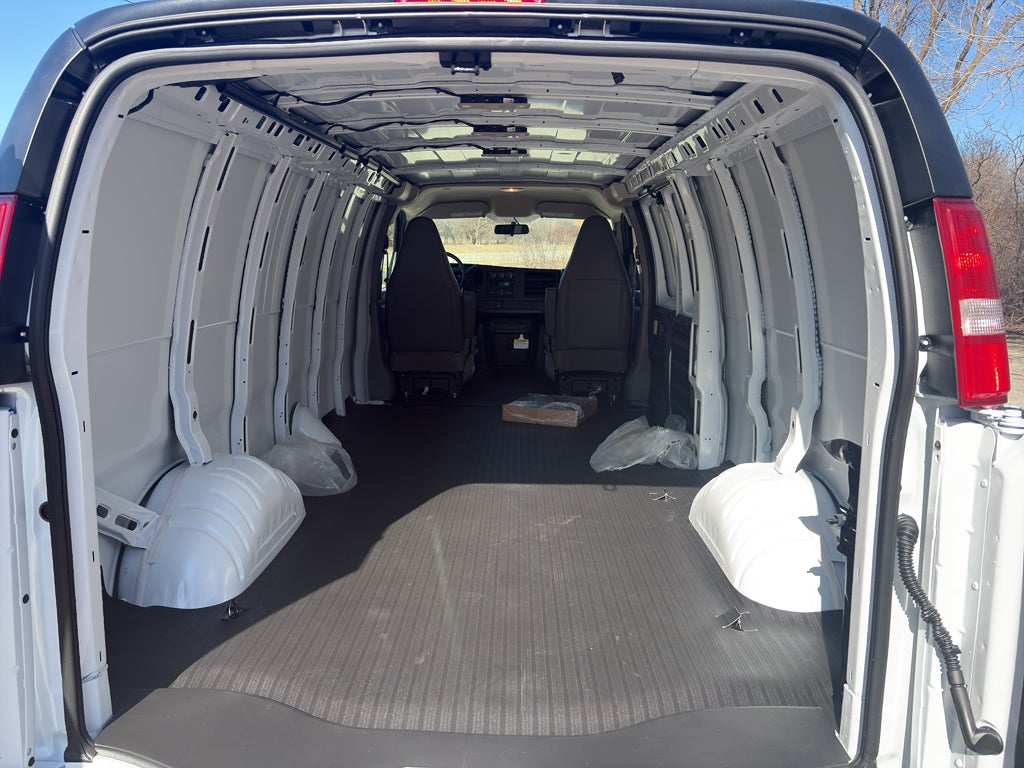 2026 Chevrolet Express 3500 Cargo Van