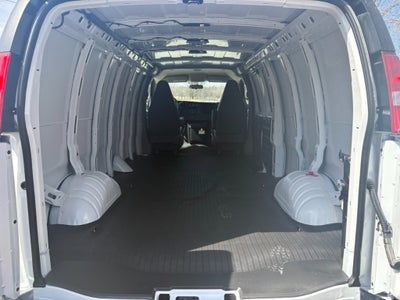 2026 Chevrolet Express 3500 Cargo Van