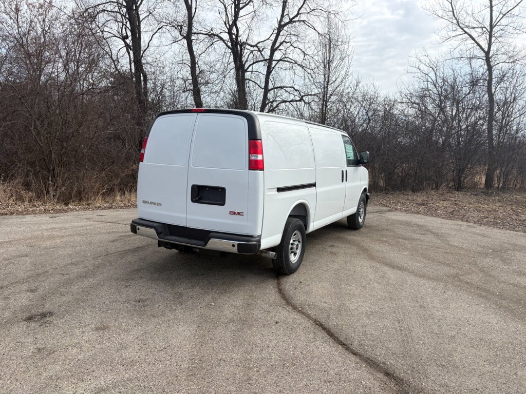 2026 GMC Savana 3500 Base