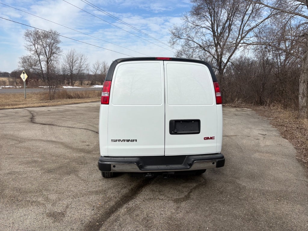 2026 GMC Savana 3500 Base