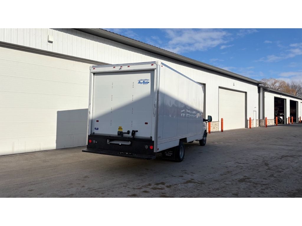 2025 Chevrolet Express 3500 17' Bay Bridge Van Body