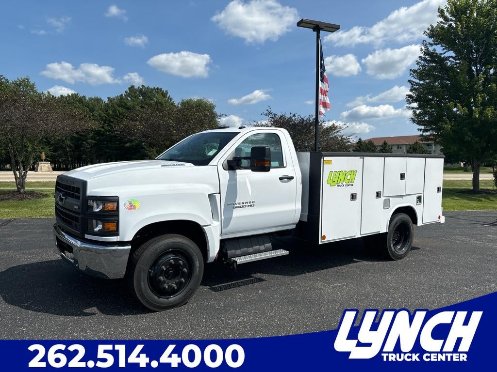 2024 Chevrolet Silverado 5500HD GM515 11' Reading Service Body