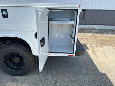 2023 Chevrolet Silverado 5500HD 5500 4x4 11' Knapheide Service Body