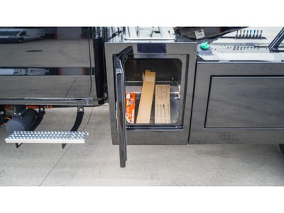 2023 Chevrolet Silverado 6500HD GM515 w/ Century 2465 12-ton wrecker