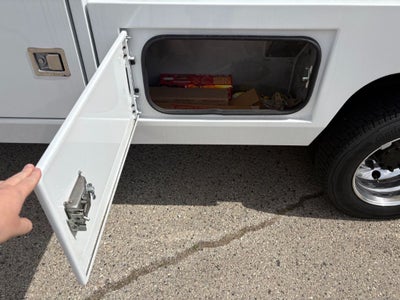 2023 Chevrolet Silverado 6500HD GM515 w/ Century 2465 Wrecker