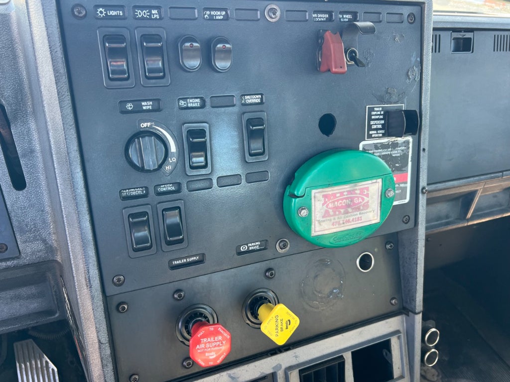 1999 Mack 600 600 600 CH600