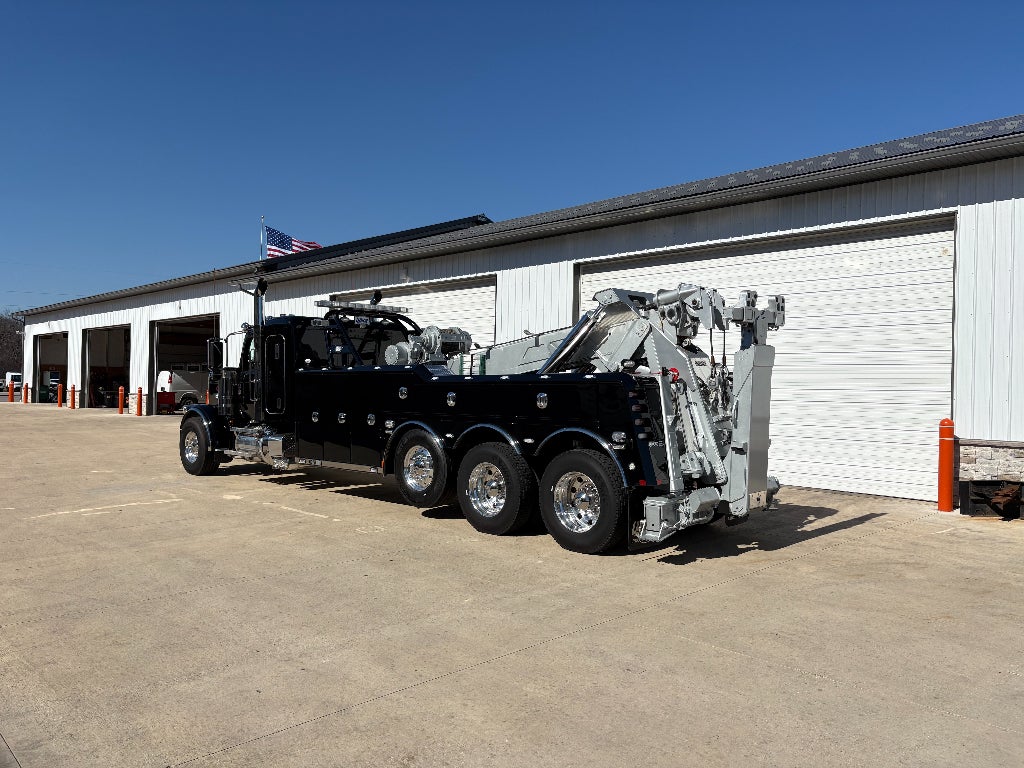 2025 Peterbilt 589S w/ Century 9055XL Allison Automatic