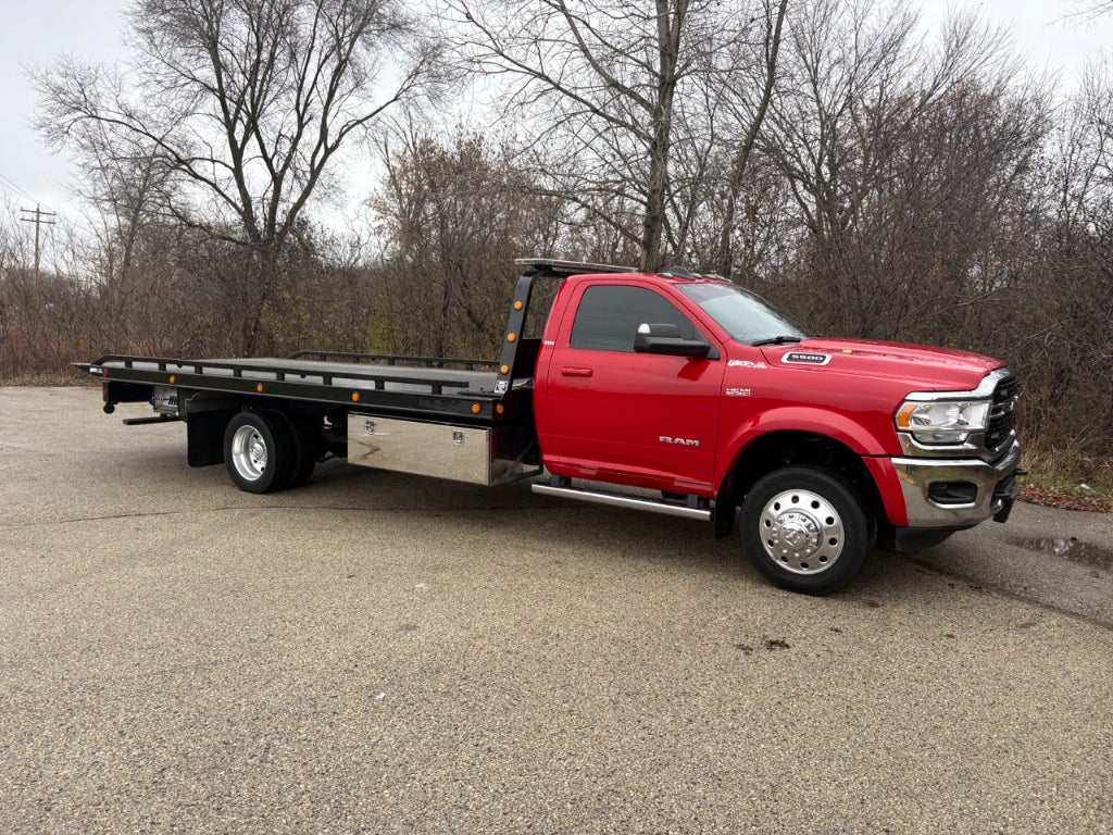2022 RAM 5500 Chassis w/ Century 10S Carrier