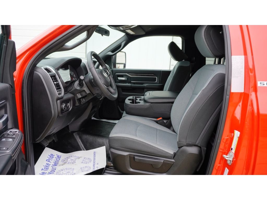 2024 RAM 5500 Chassis w/ Century 10S Carrier