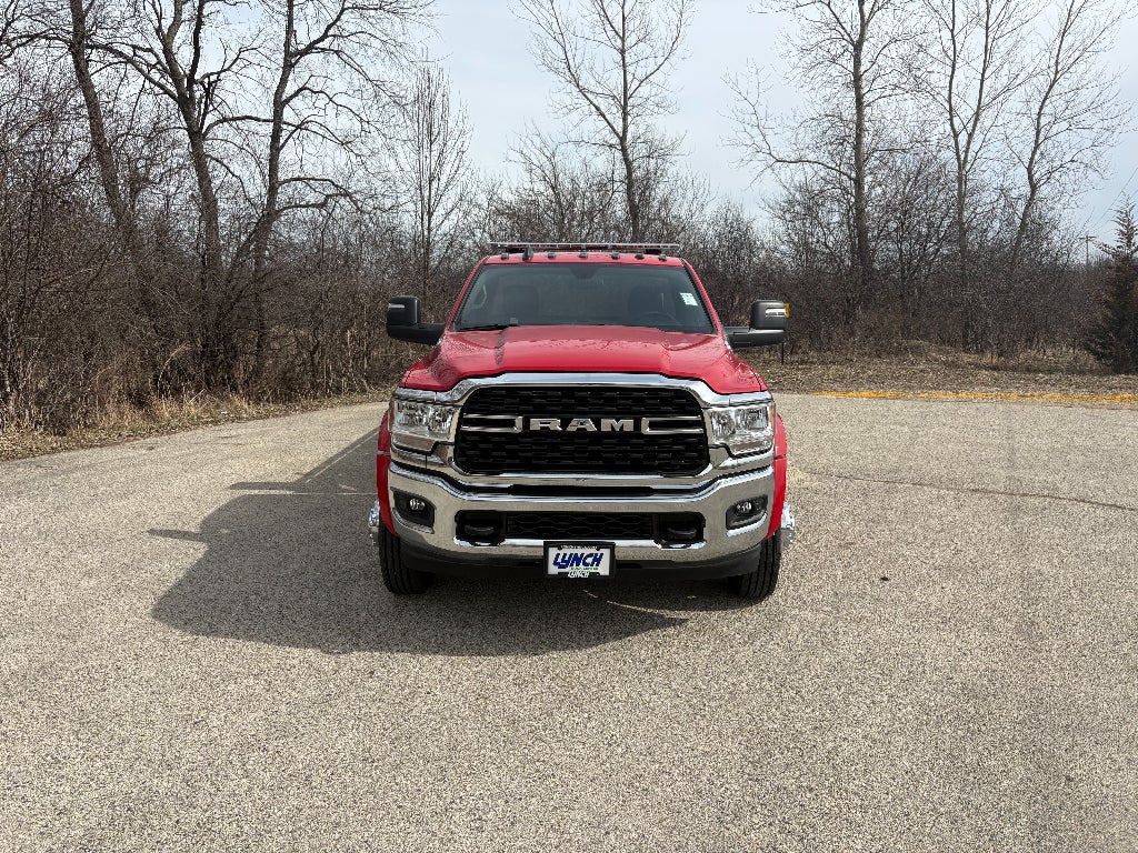 2023 RAM 5500 Chassis w/ Century 10S Carrier