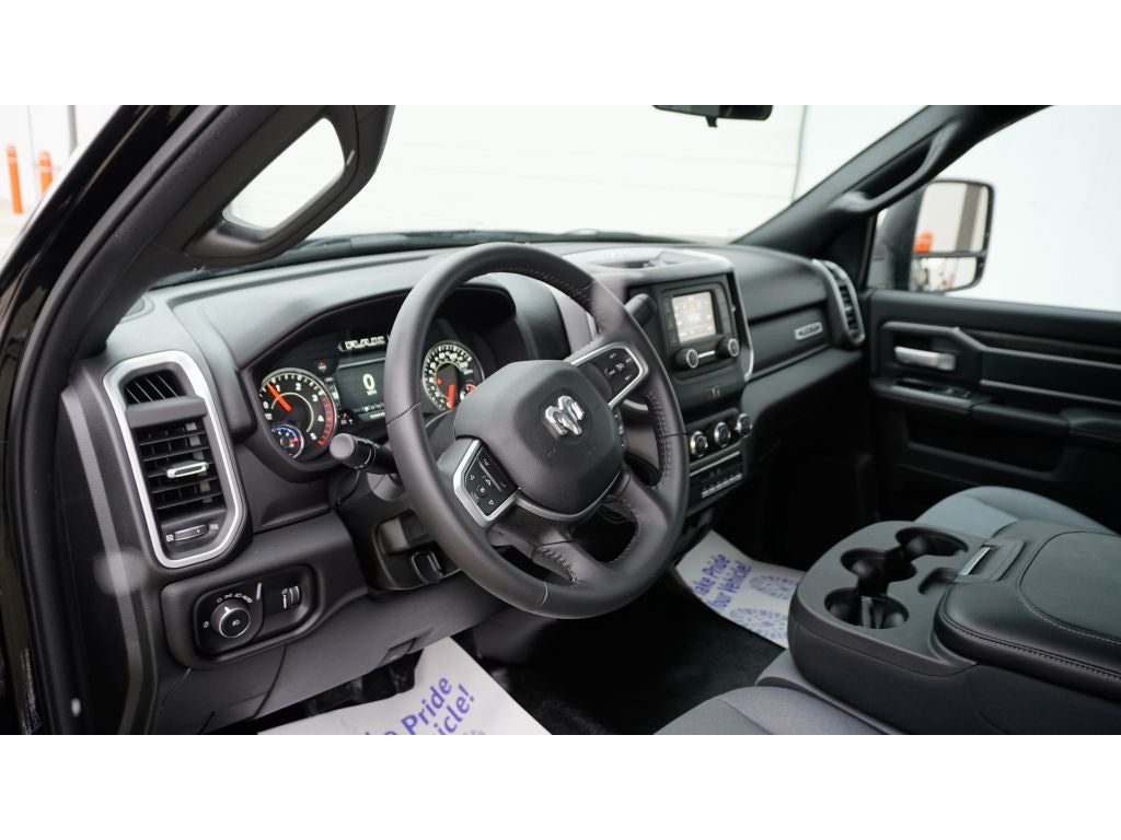 2024 RAM 5500 Chassis w/ Century 10S Carrier