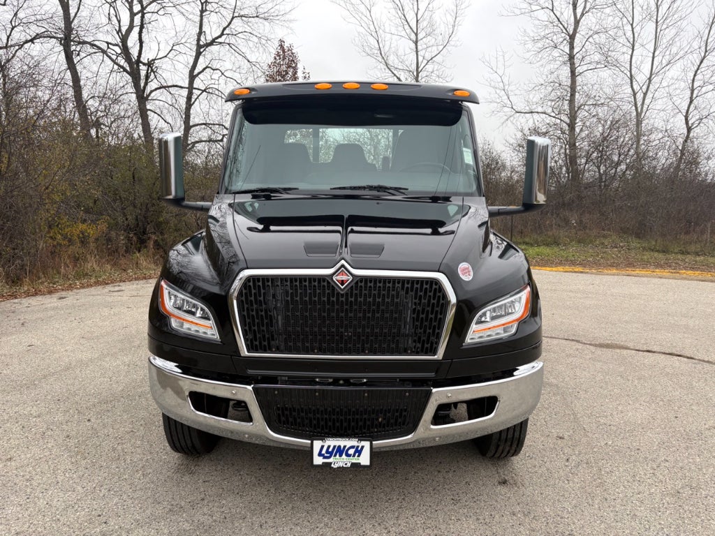 2025 CENTURY INTERNATIONAL w/ Century 12S Carrier