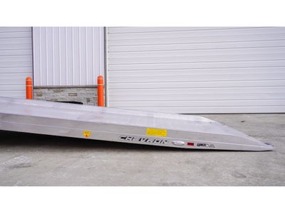 2026 International MV w/ Chevron VLA Carrier