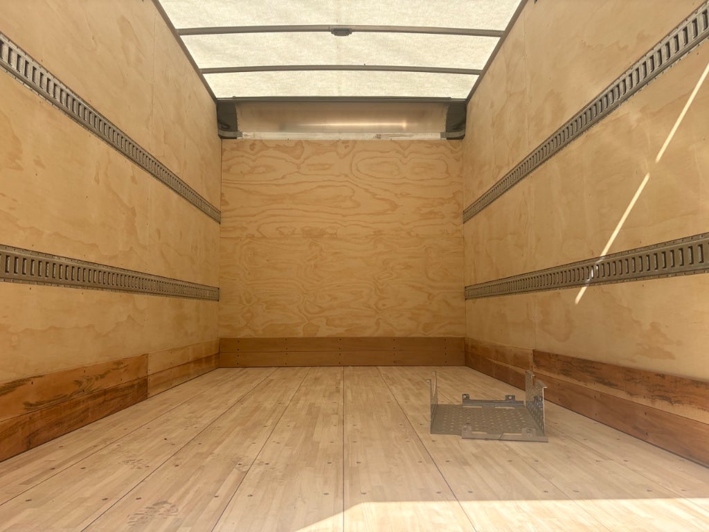 2025 Isuzu NPR-HD 16' Morgan Van Body