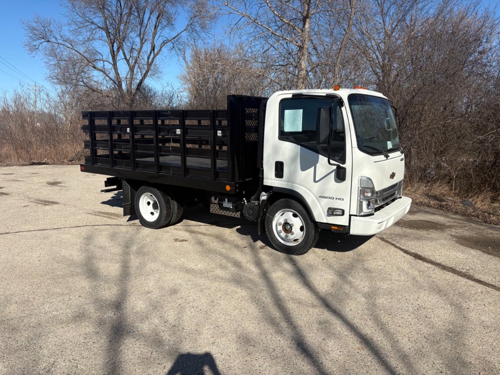 2025 Chevrolet 4500HG 3500HG / 4500HG / 4500HD / 4500XD 12' Monroe Stakebed Body