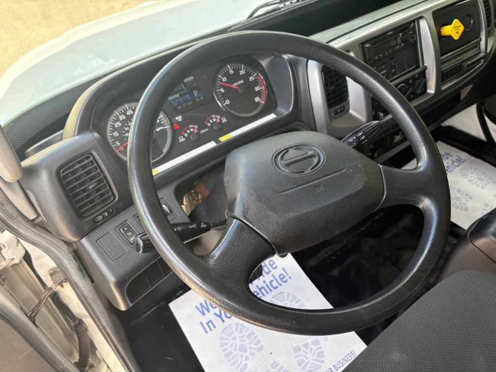 2018 Hino 268A 24' US Truck Van Body